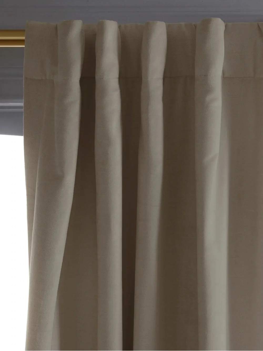 NWOT QUINCE Set Of 2 48x84 Luster Velvet True Blackout Curtains Champagne 8926